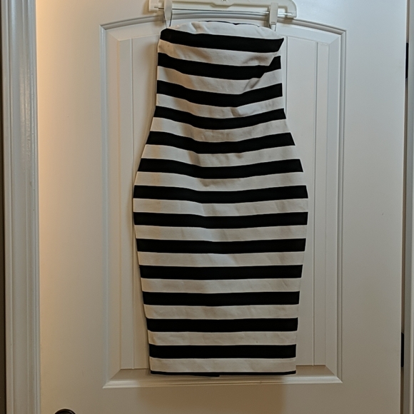 Express Strapless Tube Dress - Picture 1 of 3